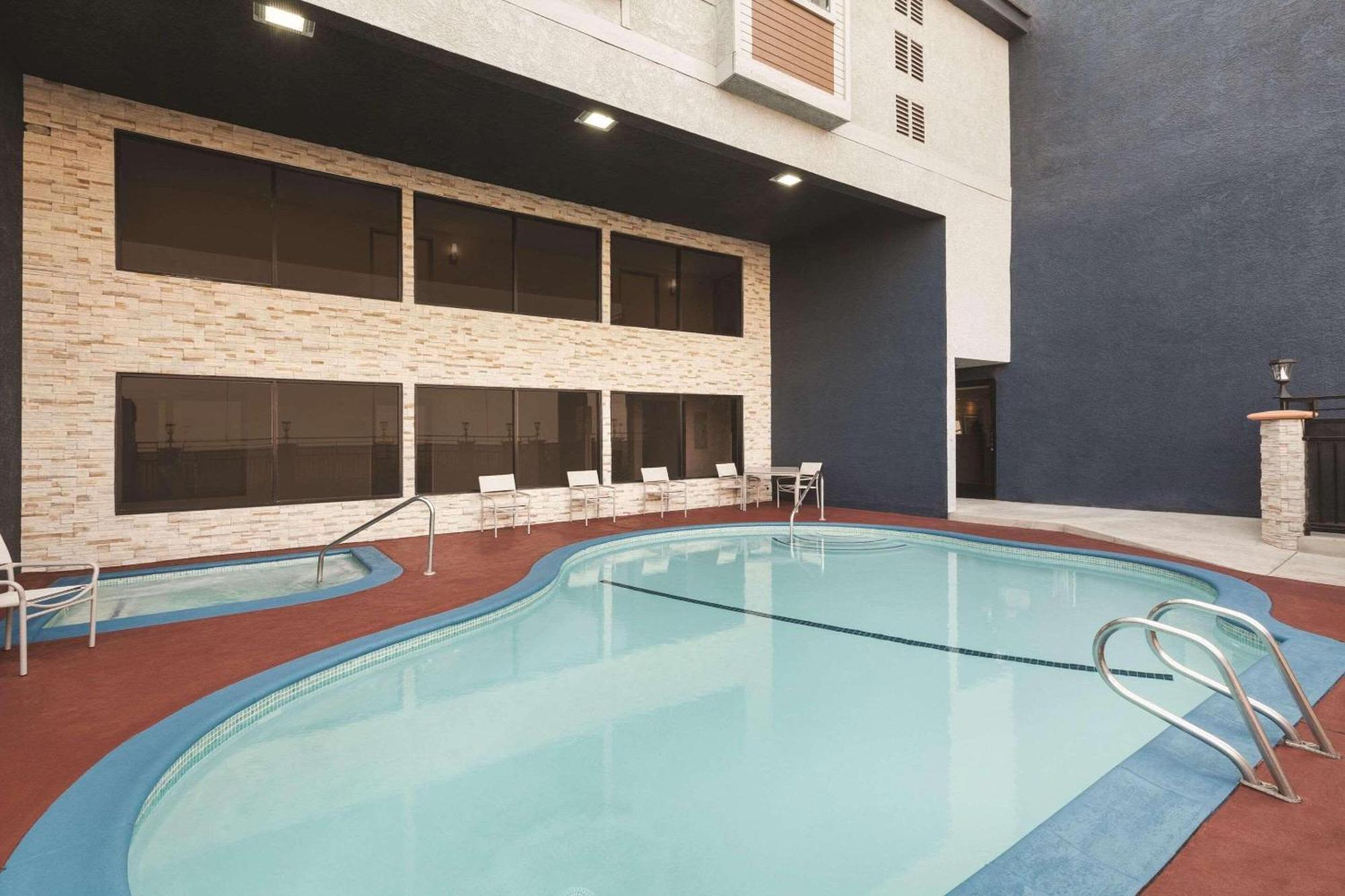 Country Inn & Suites By Radisson, Bakersfield, Ca Dış mekan fotoğraf