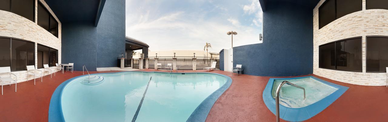 Country Inn & Suites By Radisson, Bakersfield, Ca Dış mekan fotoğraf